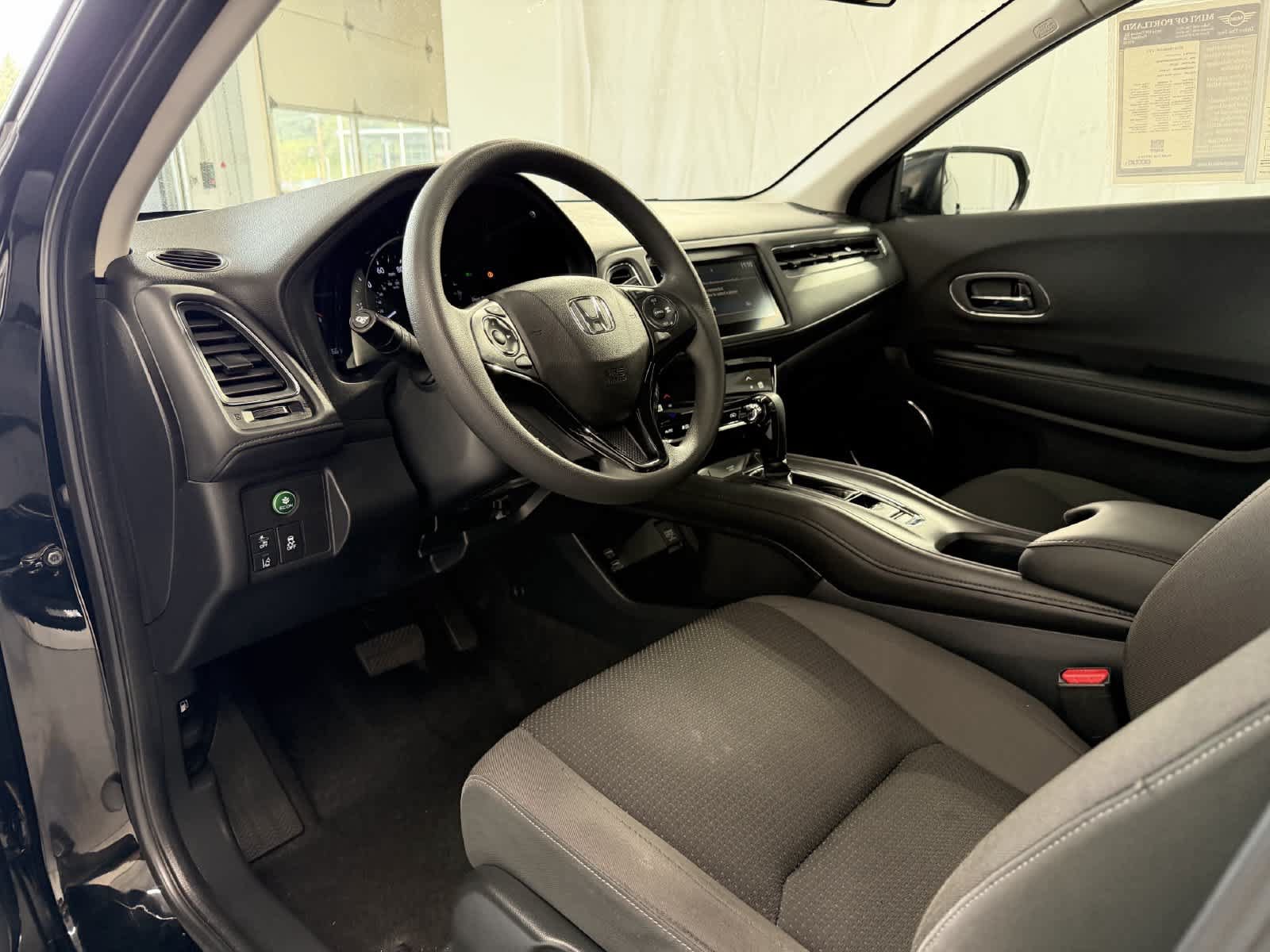 Used 2022 Honda HR-V EX image 9