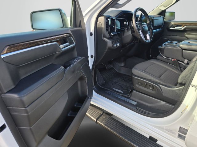 Used 2022 GMC Sierra 1500 SLE w/ X31 Off-Road Package AWD/4WD image 25