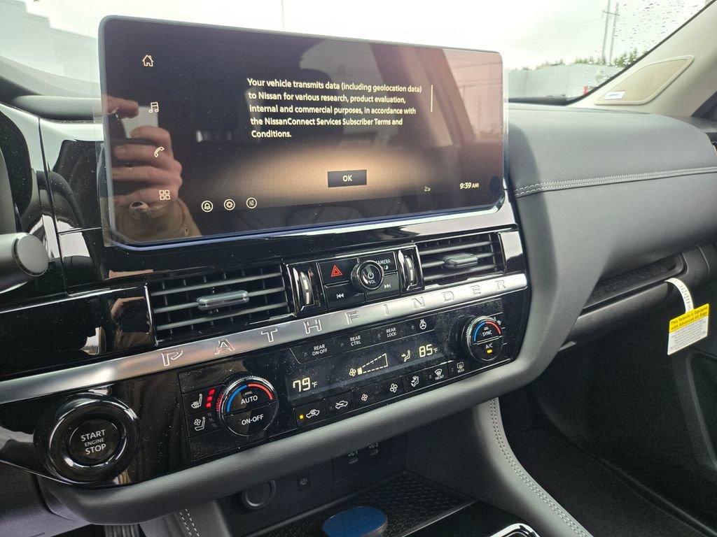 New 2026 Nissan Pathfinder Platinum image 7