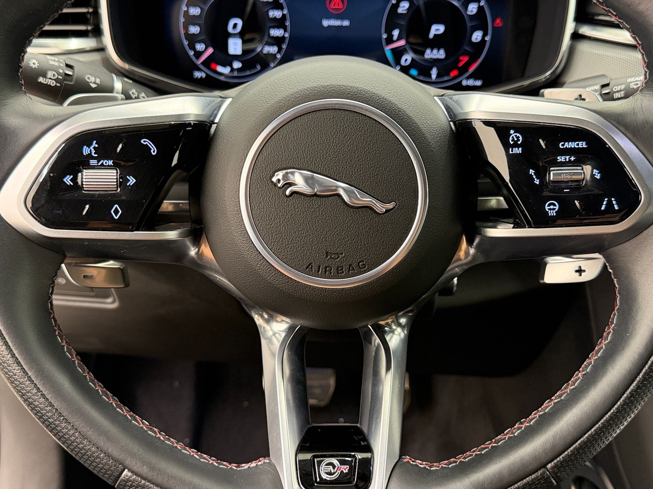 Used 2023 Jaguar F-PACE SVR AWD/4WD image 11