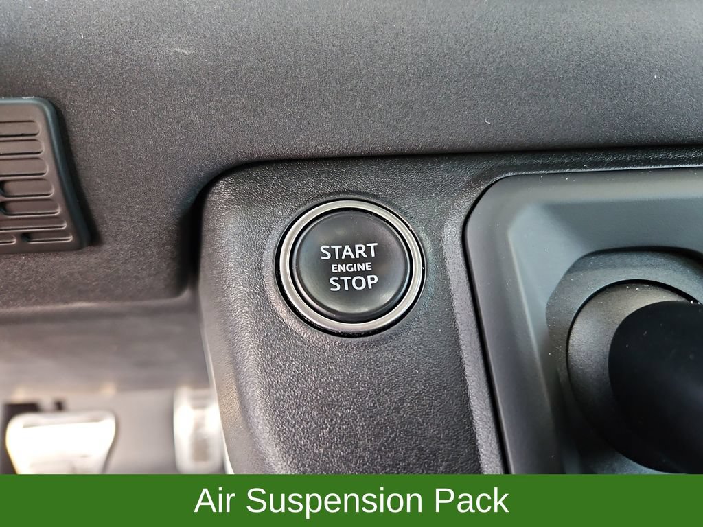 Used 2023 Land Rover Defender 110 X-Dynamic SE AWD/4WD image 16