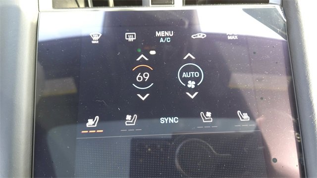 New 2025 Porsche Taycan image 28