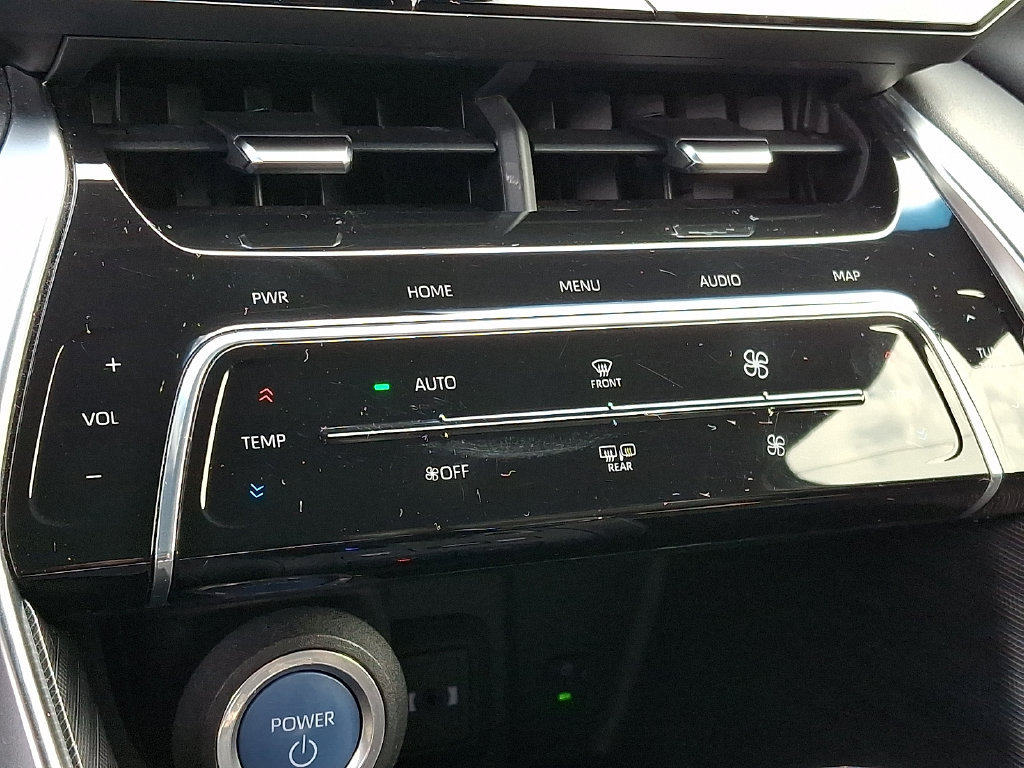Certified 2021 Toyota Venza Limited w/ Advanced Technology Package AWD/4WD image 19