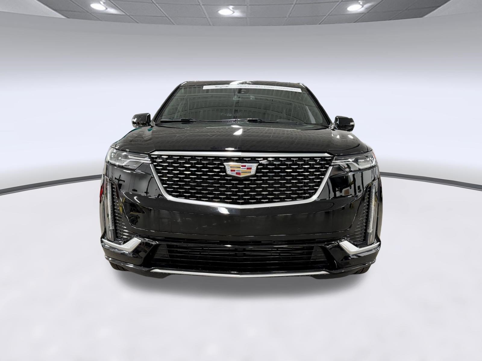 Certified 2025 Cadillac XT6 Luxury FWD image 6