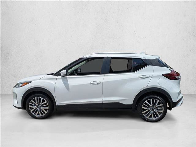 Certified 2023 Nissan Kicks SV FWD image 9