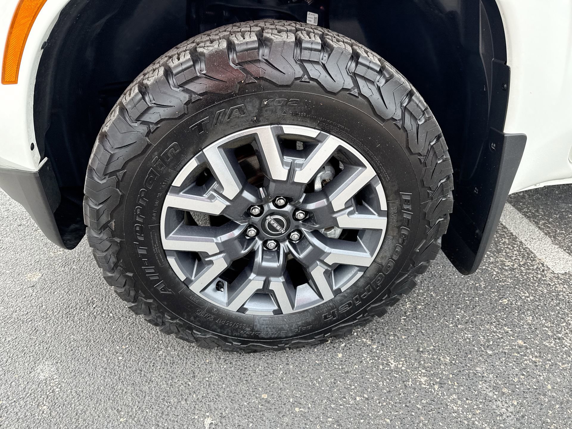 Used 2025 Nissan Frontier SL AWD/4WD image 19