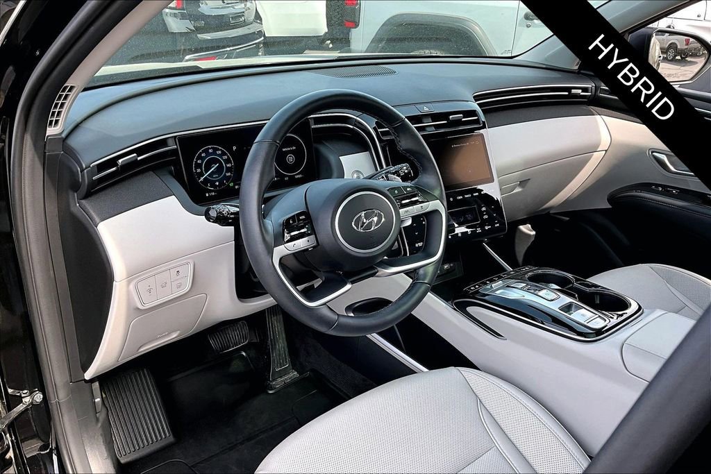 Used 2024 Hyundai Tucson Limited image 16