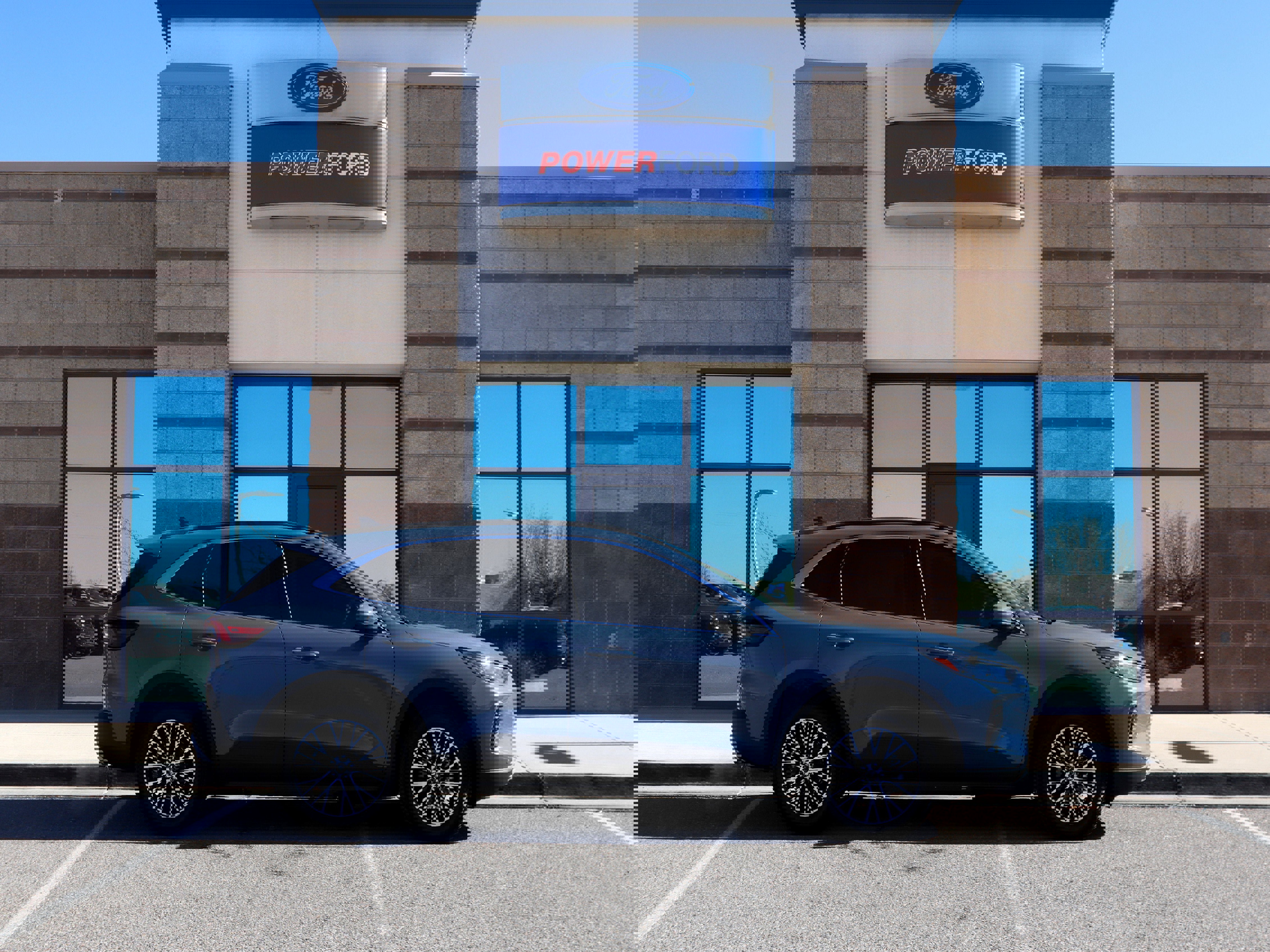 New 2025 Ford Escape SE w/ PHEV Premium Package image 5