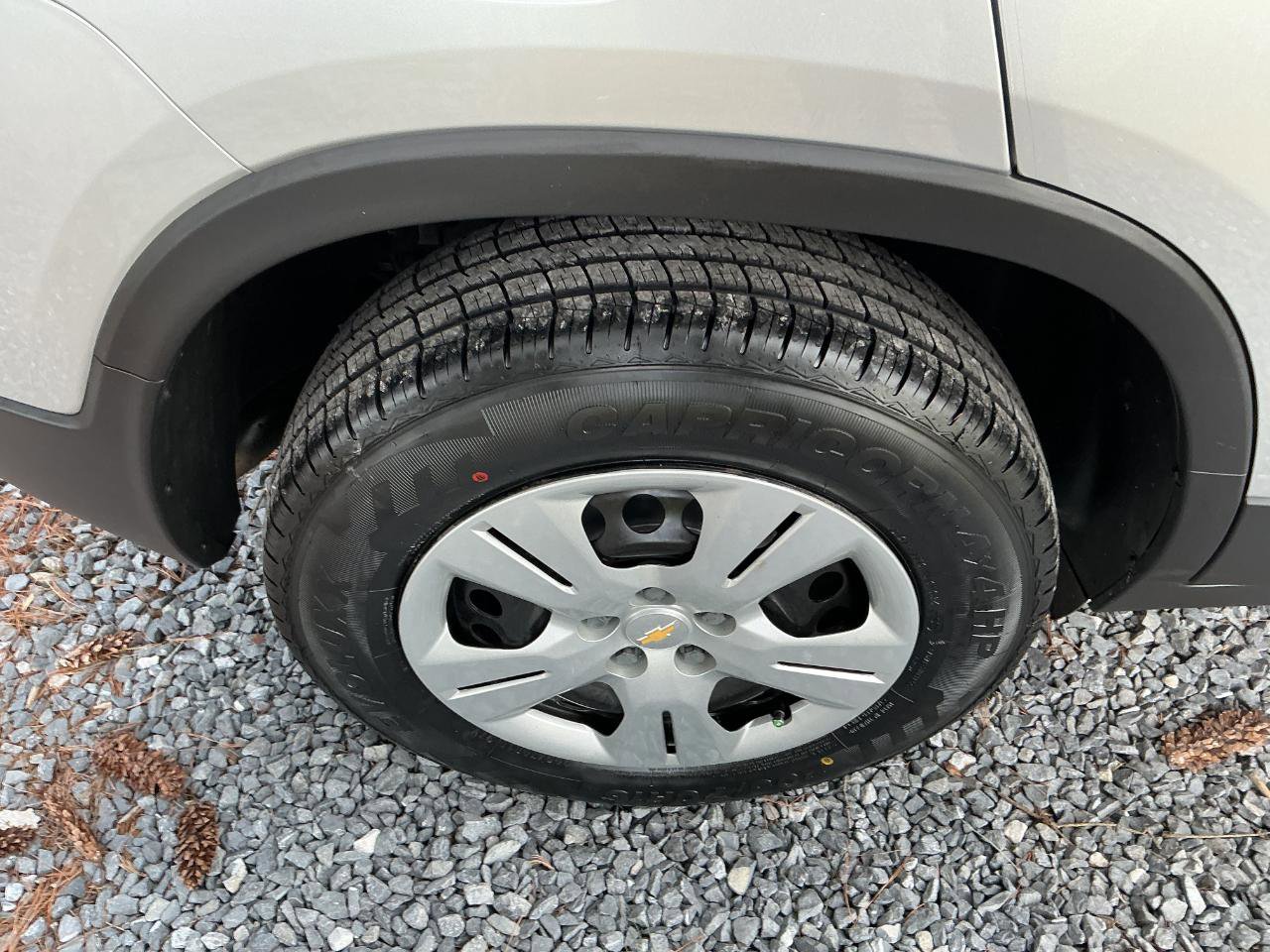 Used 2018 Chevrolet Trax LS image 19