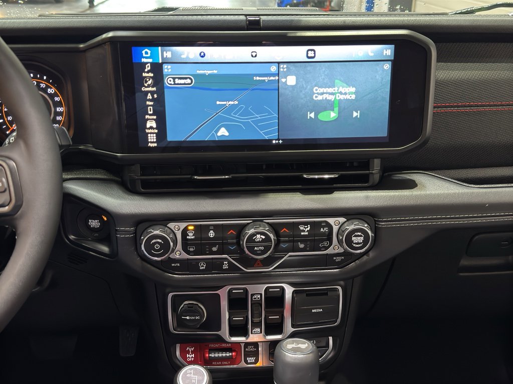 Used 2025 Jeep Wrangler Unlimited Rubicon w/ XTREMEE 35" Tire Package image 28