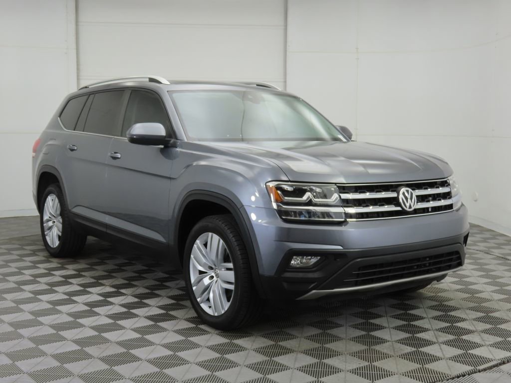 Used 2019 Volkswagen Atlas SE w/ Panoramic Sunroof Package image 3