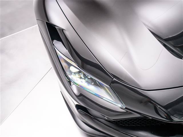Used 2021 Ferrari F8 Tributo RWD image 19