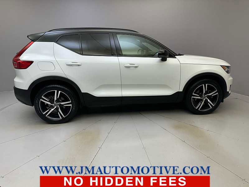Used 2020 Volvo XC40 T5 R-Design image 6