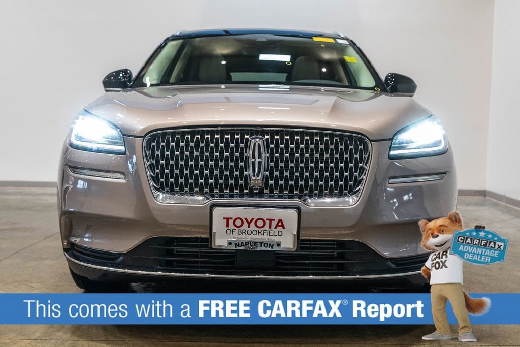 Used 2021 Lincoln Corsair AWD w/ Premium Package image 2