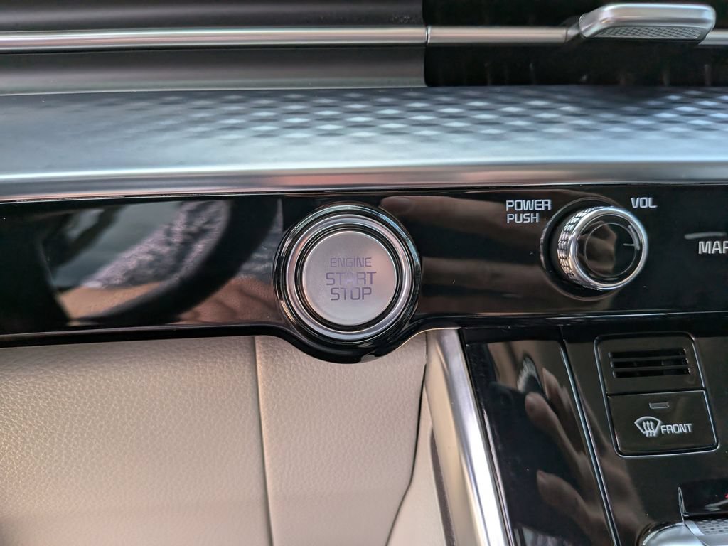Certified 2024 Kia Carnival SX Prestige FWD image 29