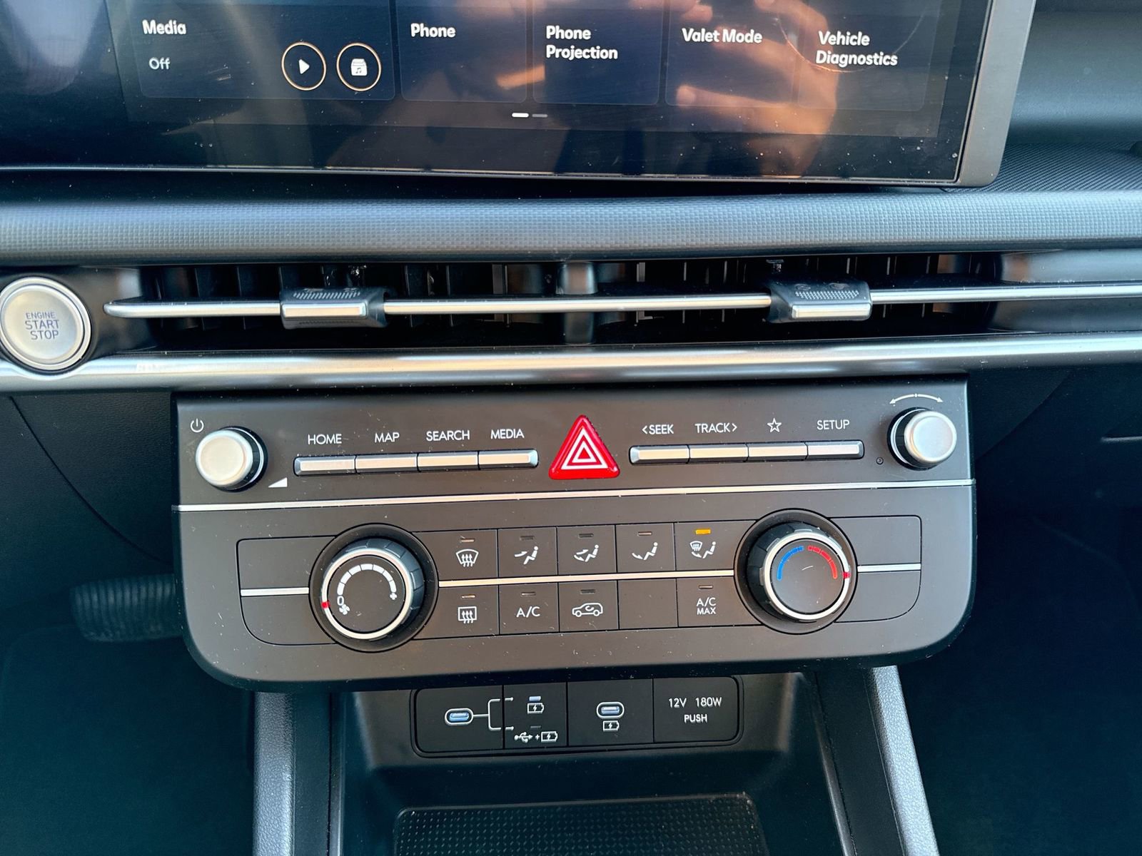 Used 2025 Hyundai Tucson SE image 21