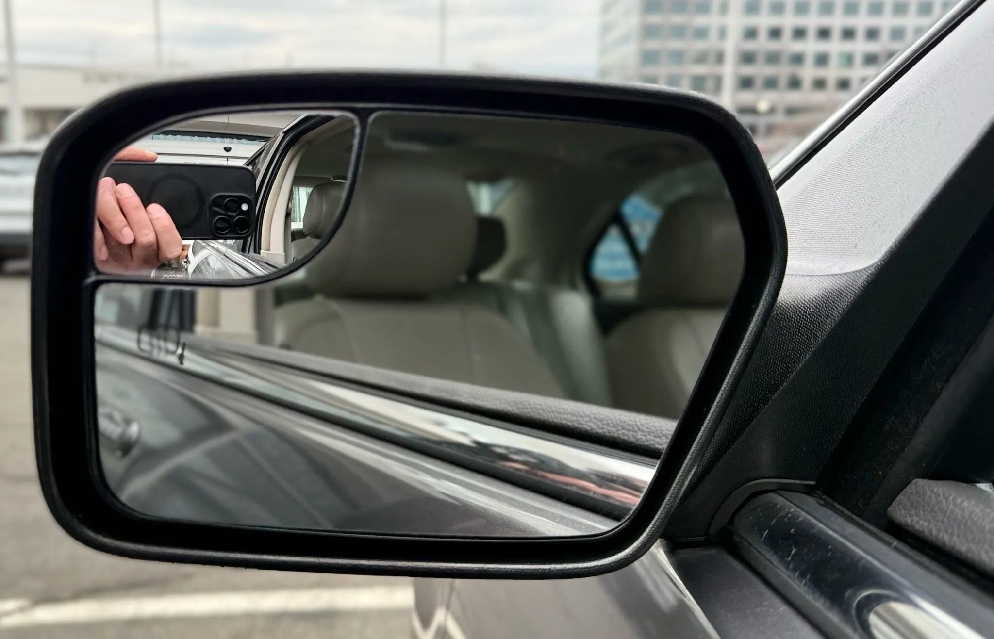 Used 2012 Ford Fusion SEL image 45