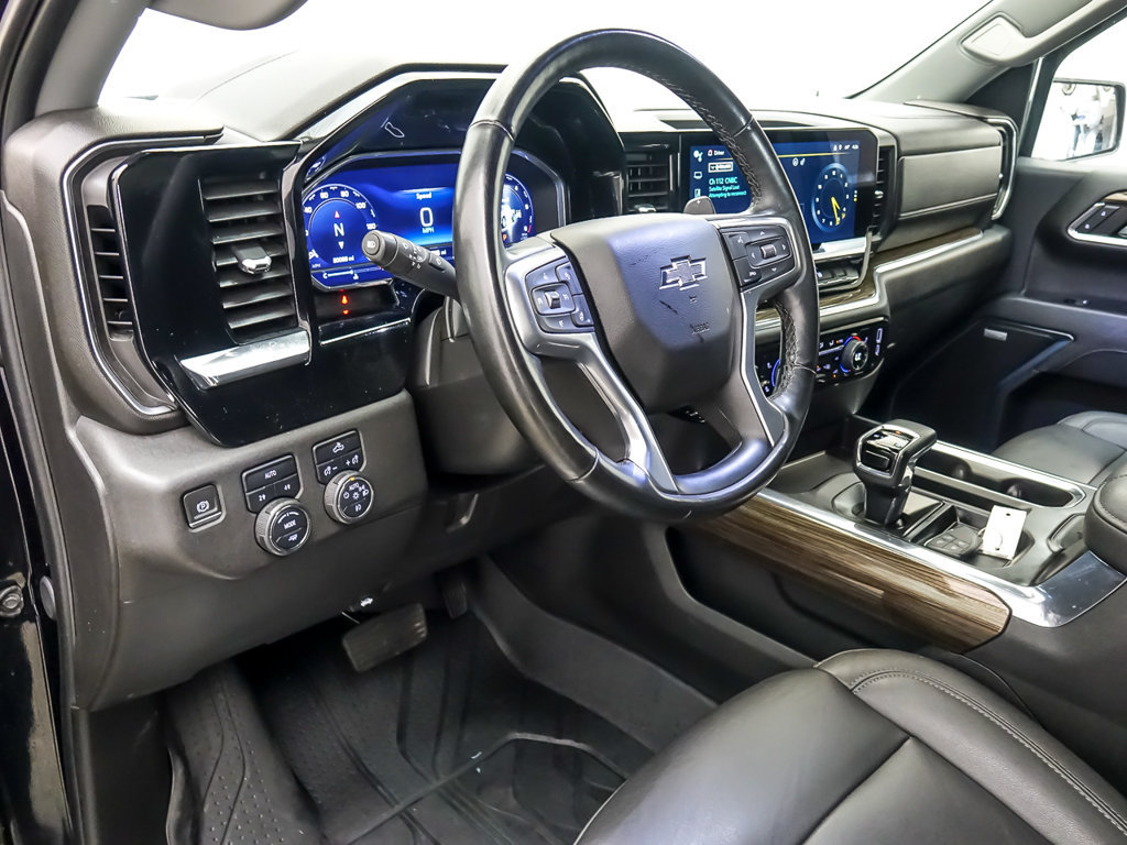 Used 2024 Chevrolet Silverado 1500 RST w/ Convenience Package II AWD/4WD image 10