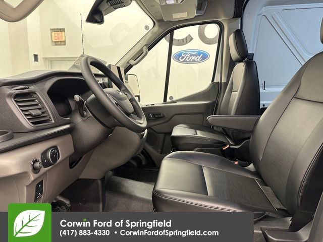 New 2026 Ford Transit 250 148 Medium Roof w/ Load Area Protection Package image 27