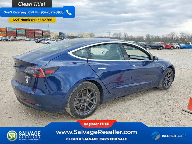 Used 2019 Tesla Model 3 image 4