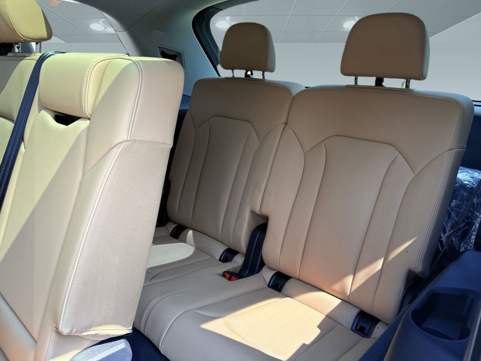 New 2025 Audi Q7 3.0T Premium Plus image 27
