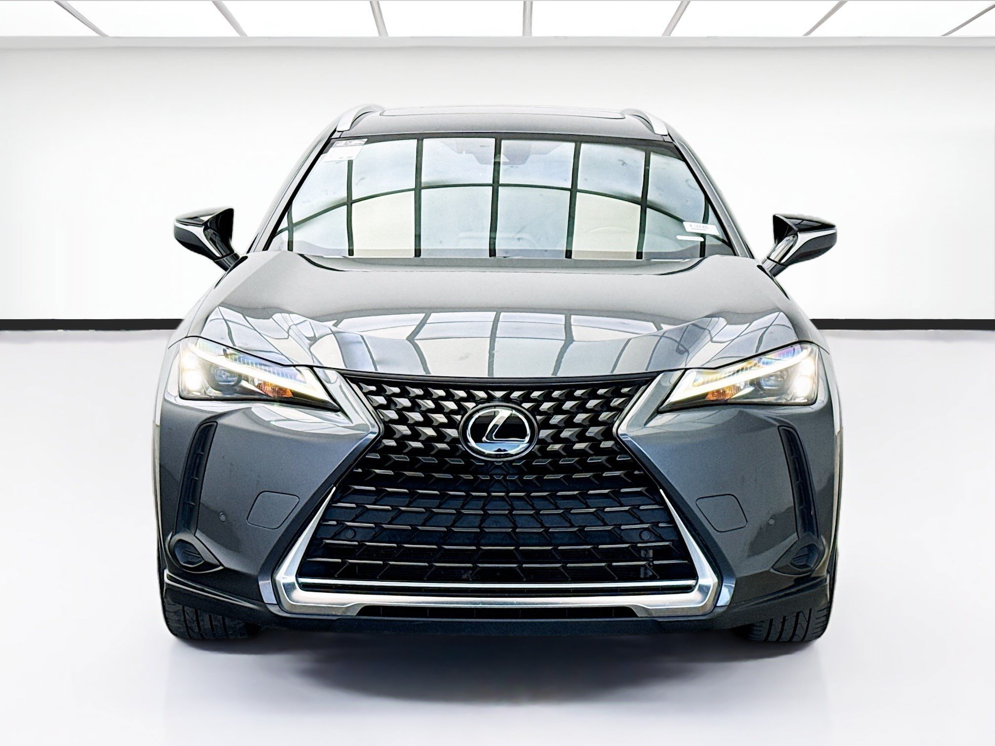Used 2023 Lexus UX 250h FWD w/ Accessory Package (Z1) image 2