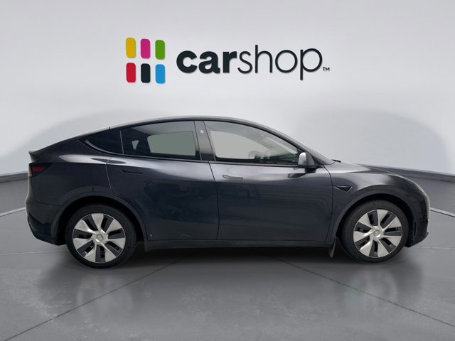 Used 2024 Tesla Model Y Long Range AWD/4WD image 6