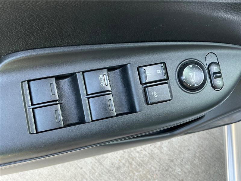 Used 2015 Honda Fit image 25