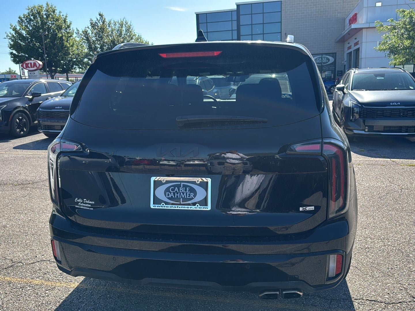 Used 2025 Kia Telluride AWD image 11