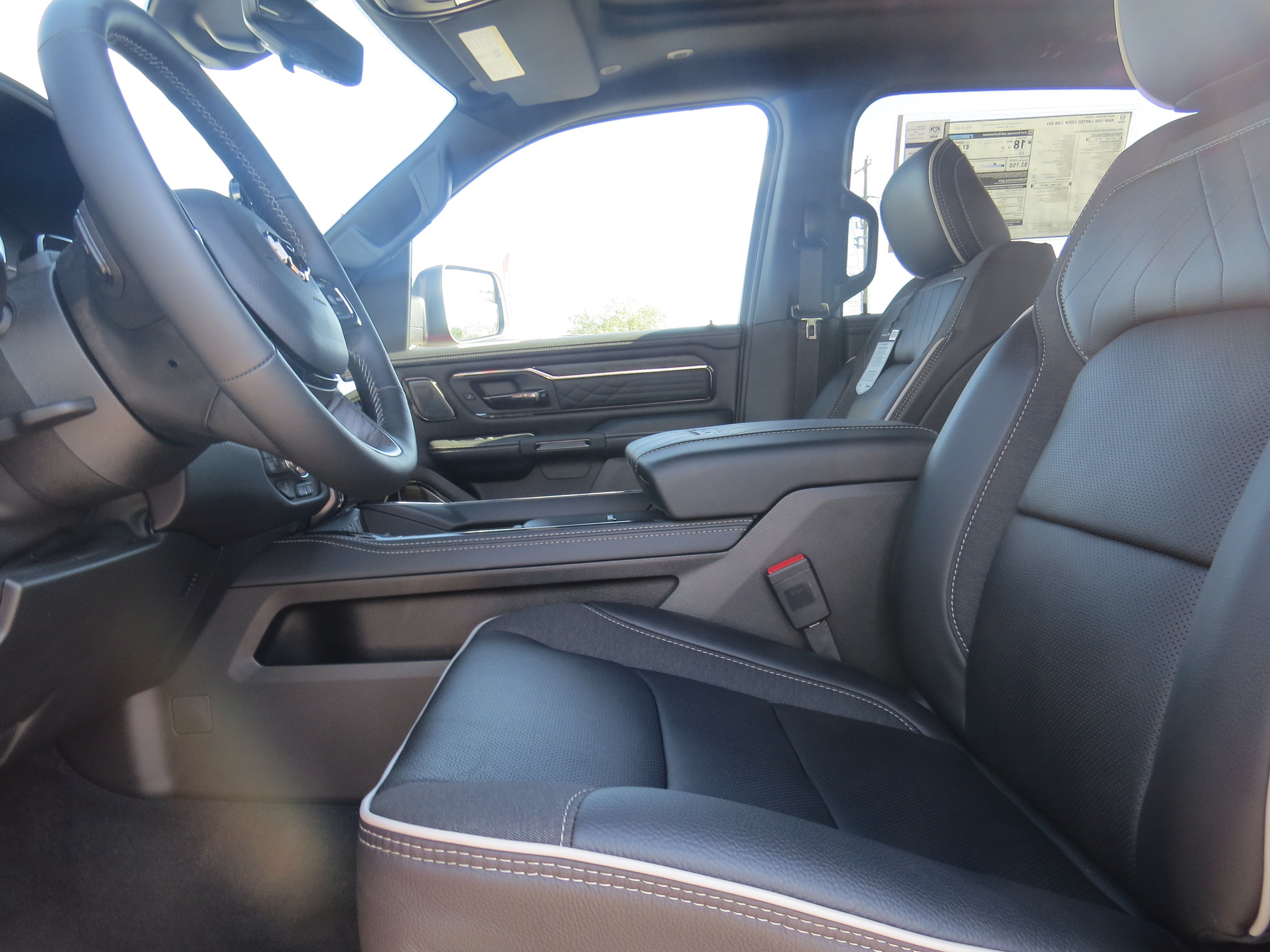 New 2026 RAM 1500 Limited AWD/4WD image 17