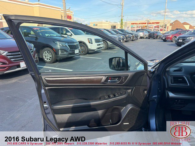 Used 2016 Subaru Legacy 2.5i Limited AWD/4WD image 9