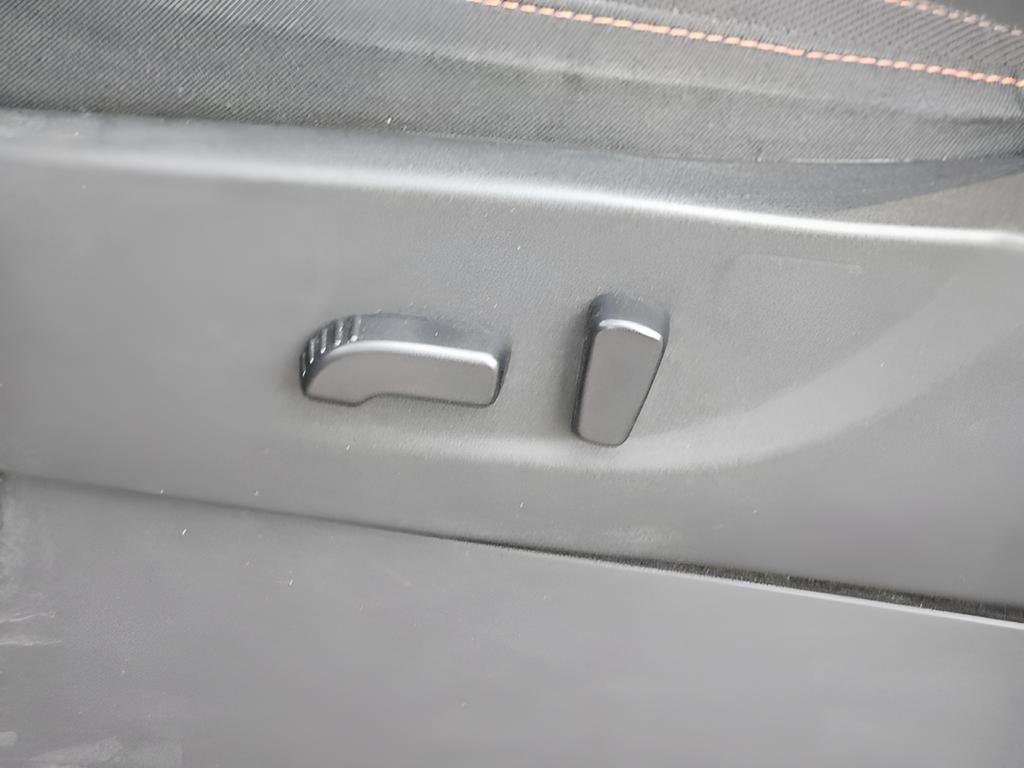 Used 2024 Nissan Frontier Pro-X w/ Pro Convenience Package image 18