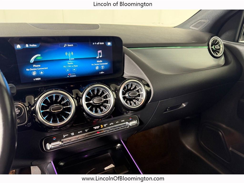 Used 2023 Mercedes-Benz GLA 250 4MATIC image 30