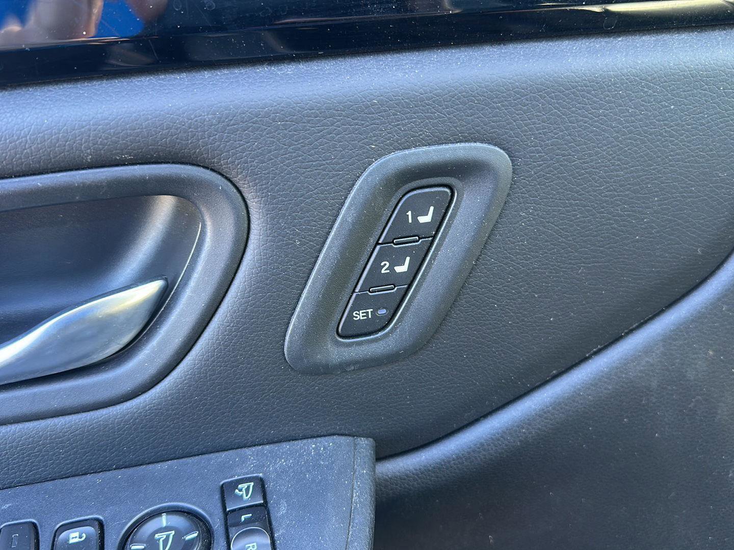 Used 2023 Honda Pilot TrailSport image 10