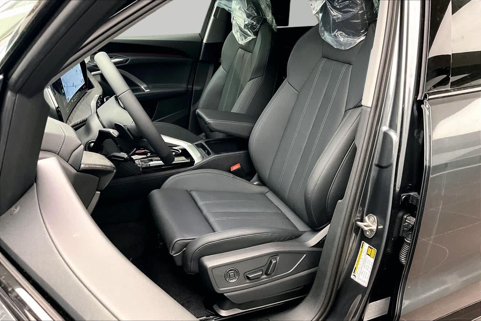 New 2026 Audi Q5 Premium Plus w/ Premium Plus AWD/4WD image 9