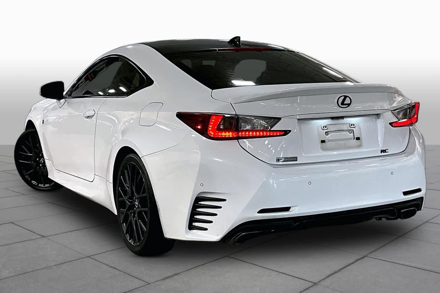 Used 2016 Lexus RC 200t RWD image 11