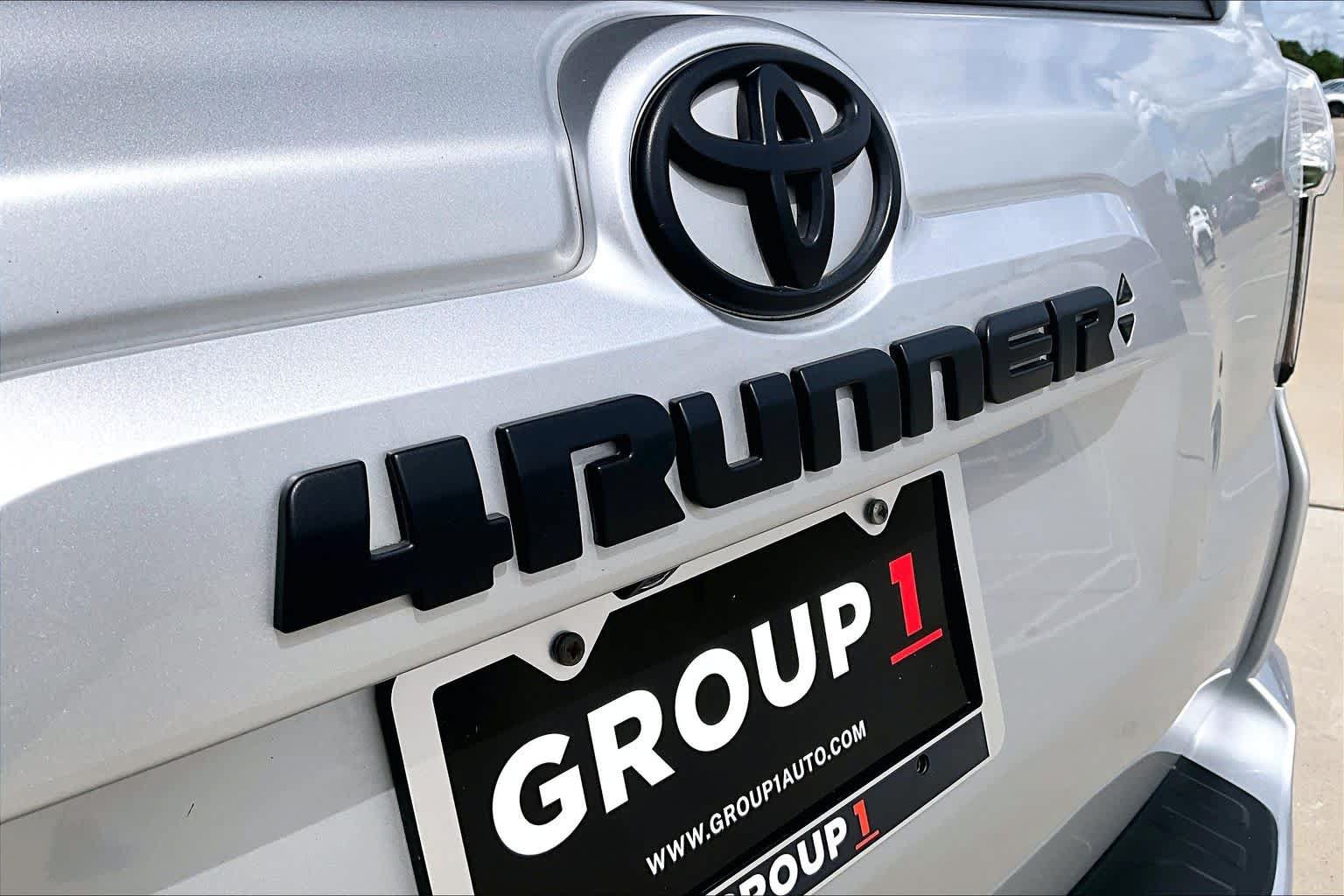 Used 2022 Toyota 4Runner SR5 Premium w/ Moonroof Package RWD image 10