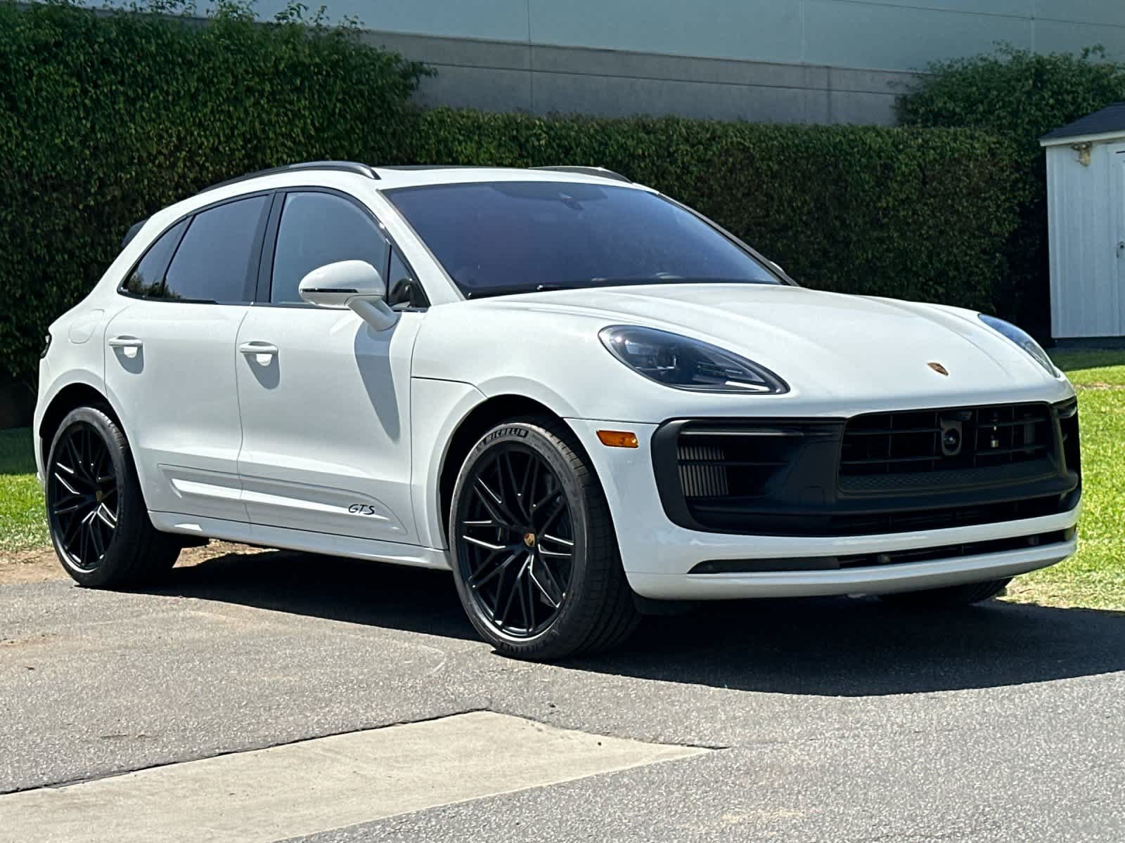 New 2026 Porsche Macan GTS AWD/4WD image 10