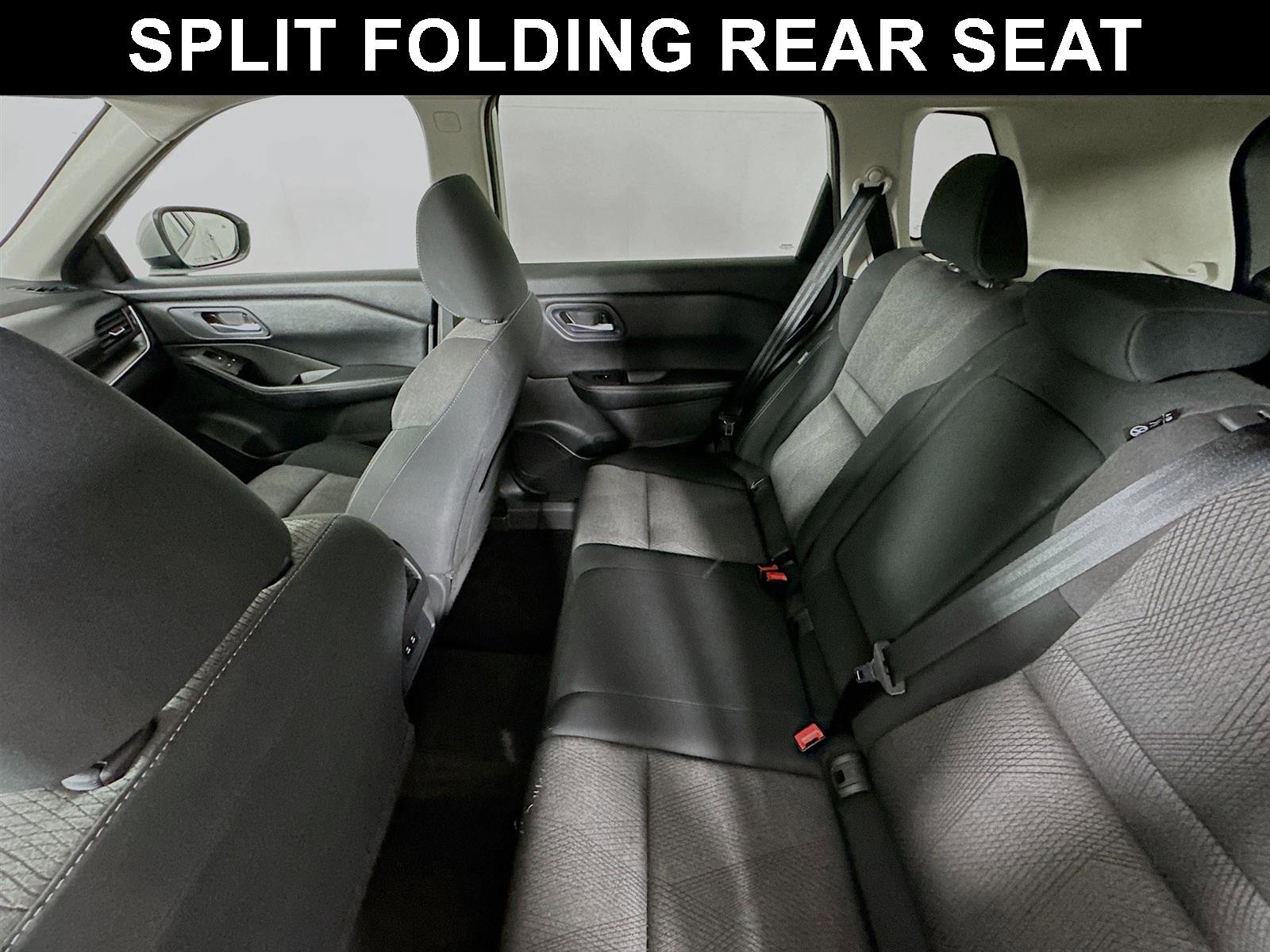 Used 2024 Nissan Rogue SV image 20