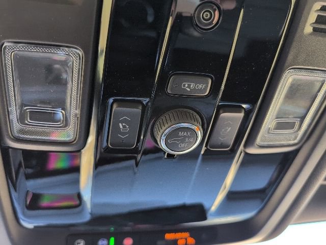 New 2026 Chevrolet Suburban LT w/ Comfort Package image 28