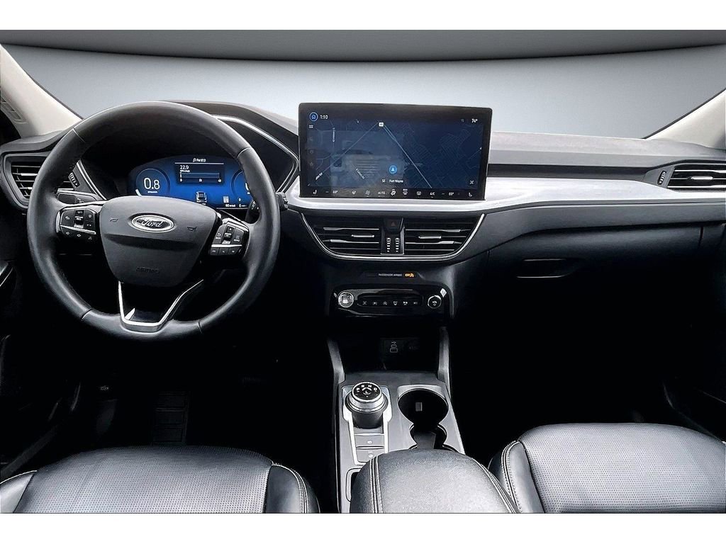 Used 2024 Ford Escape Platinum AWD/4WD image 16