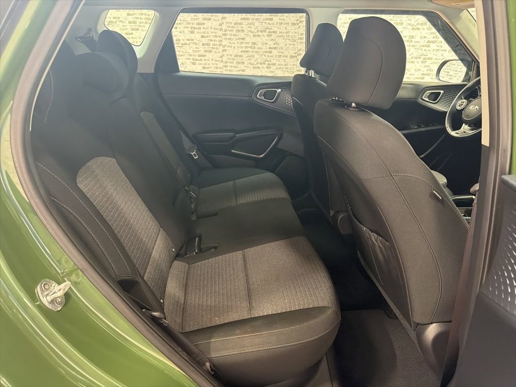 Used 2021 Kia Soul EX image 12