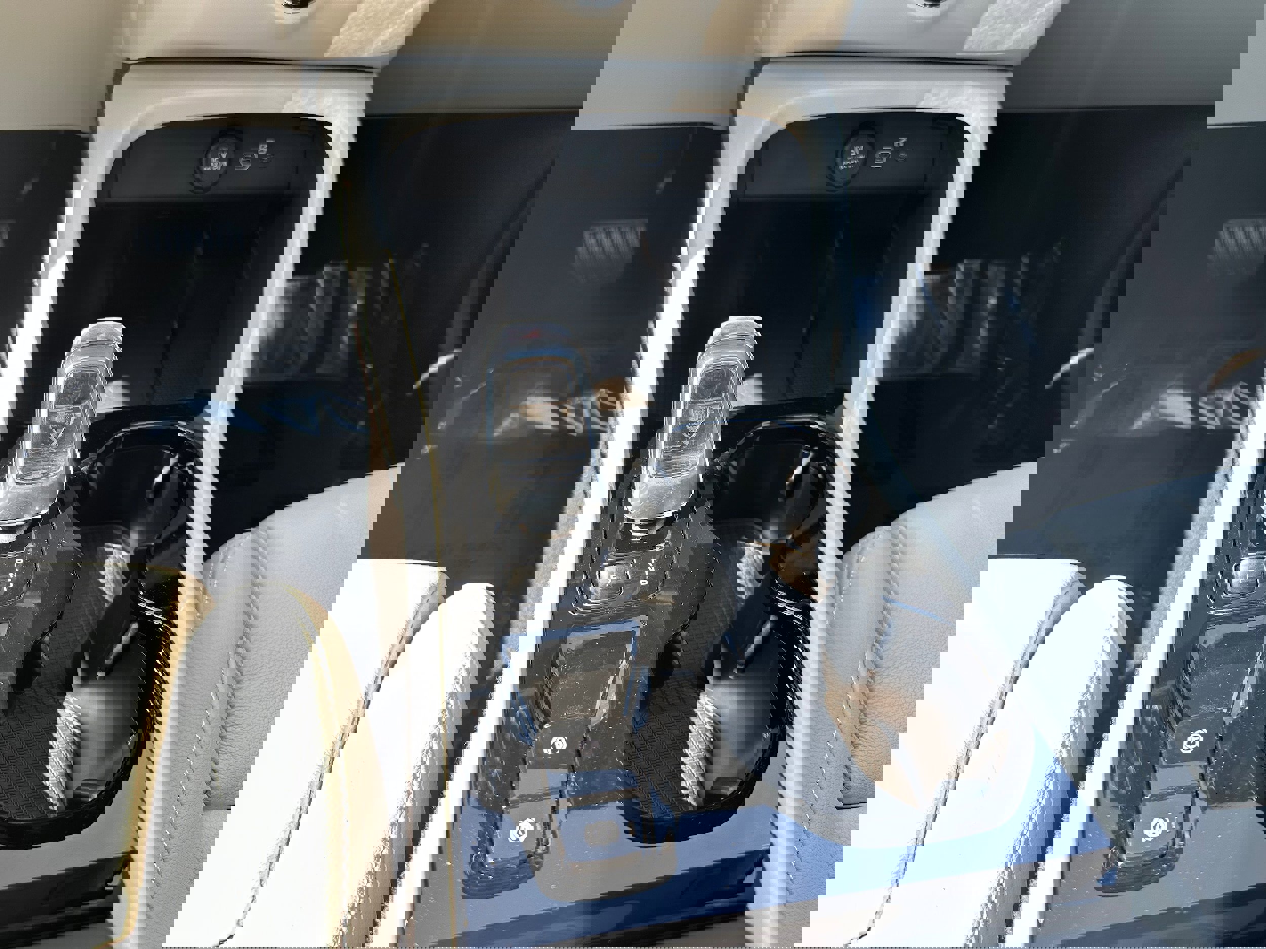 New 2026 Volvo XC40 B5 Plus w/ Protection Package Premier image 12