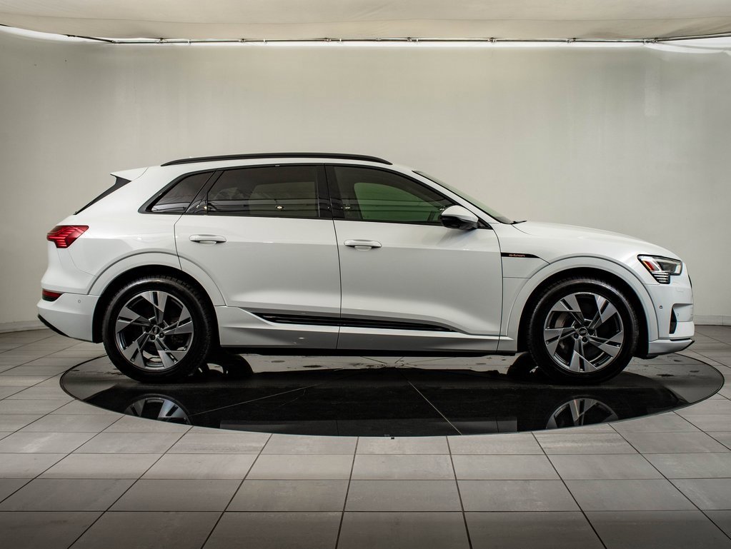 Used 2021 Audi e-tron Premium w/ Convenience Plus Package image 11