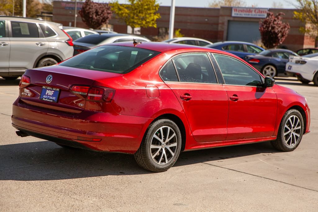 Used 2016 Volkswagen Jetta SE image 5
