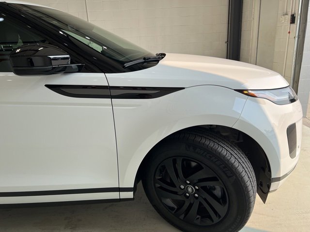 Used 2025 Land Rover Range Rover Evoque S image 5