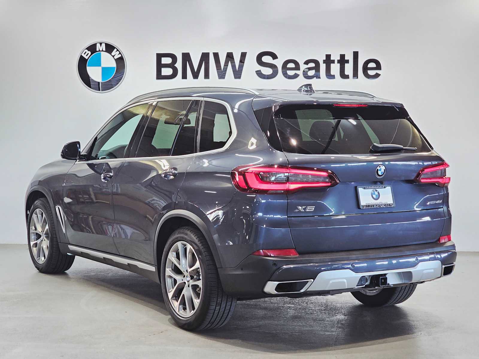 Used 2021 BMW X5 xDrive40i image 4
