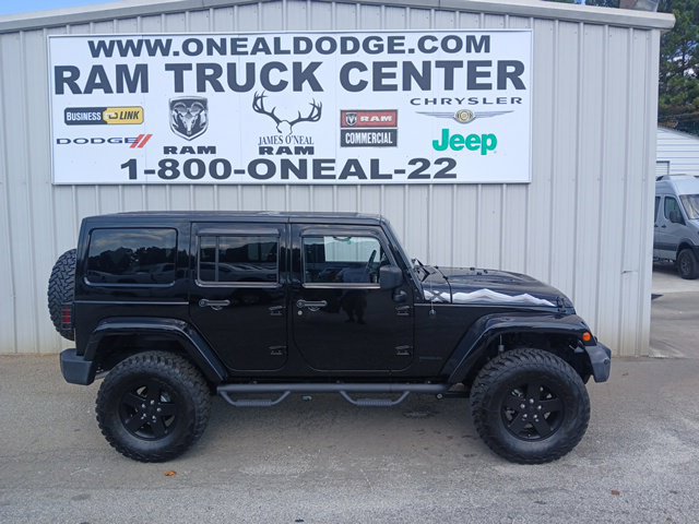 Used 2015 Jeep Wrangler Unlimited Sahara AWD/4WD image 2