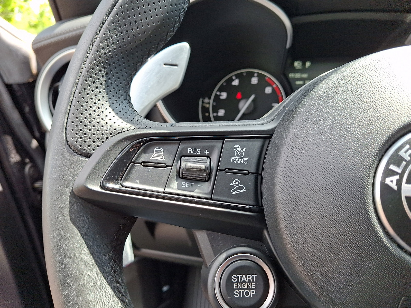 Used 2022 Alfa Romeo Stelvio Veloce AWD/4WD image 22