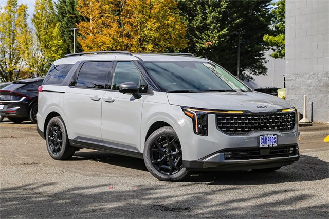 New 2026 Kia Carnival SX image 2